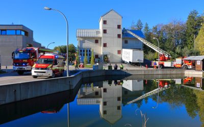 Lehrgang an Feuerwehrschule besucht