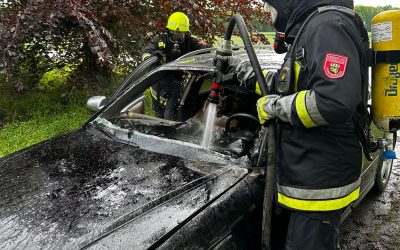 Brand PKW #Brandeinsatz