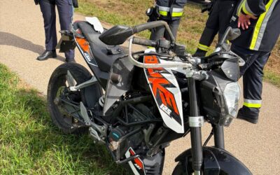 THL 1 – Verkehrsunfall mit Motorrad auf der Staatsstraße 2044